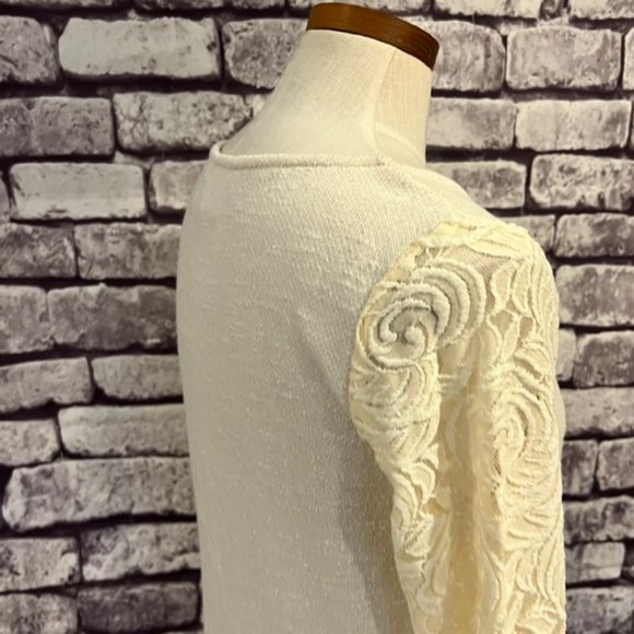 Chico's Asymmetrical Ivory Long Sleeve Blouse Size Small - Picture 8 of 9